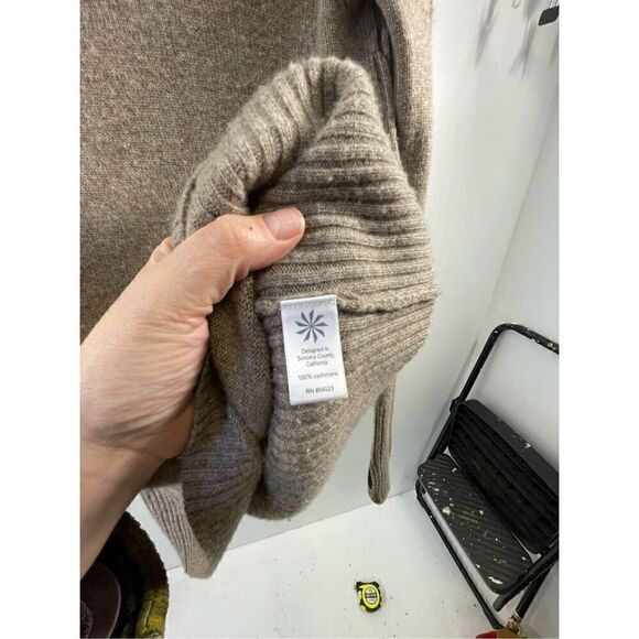 Athleta Cashmere Cascade Cowlneck Sweater Size XS - Picture 8 of 8